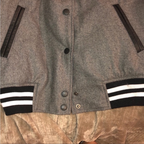 F21 Varsity/Letterman/Color block Jacket - Picture 4 of 8